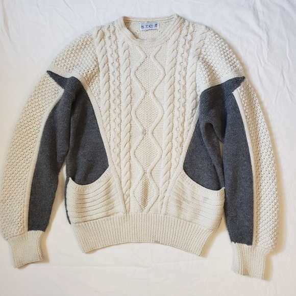 Sweaters - Irish Handknit Pure Wool Accento Crewneck Aran Sweater White/Black Size L